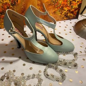 Strapped 50’s inspired Heels